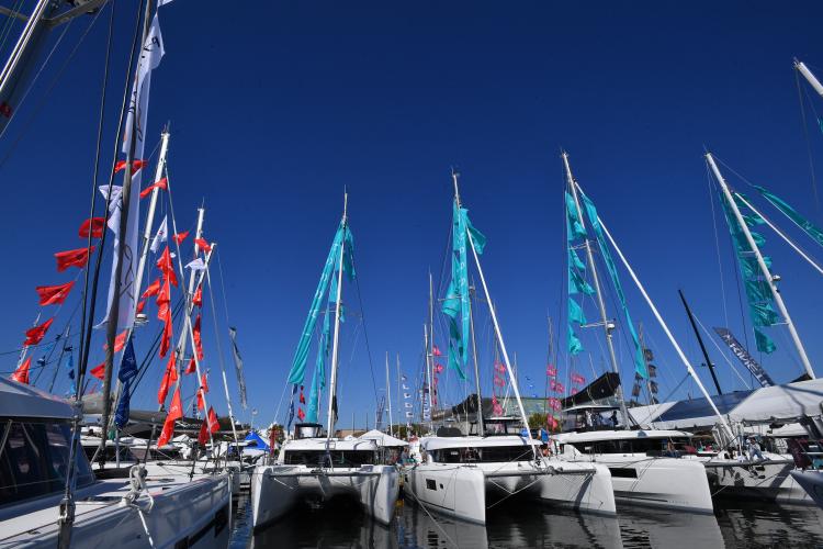 biggest sailboat show in us